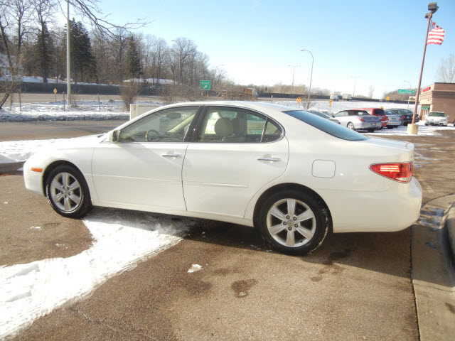 Lexus ES 330 2005 photo 2