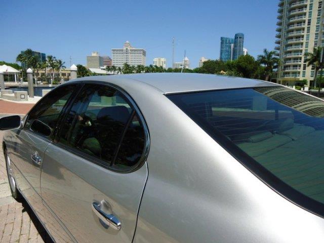 Lexus ES 330 2005 photo 18