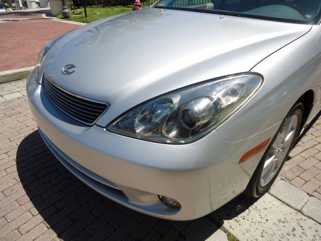 Lexus ES 330 2005 photo 20