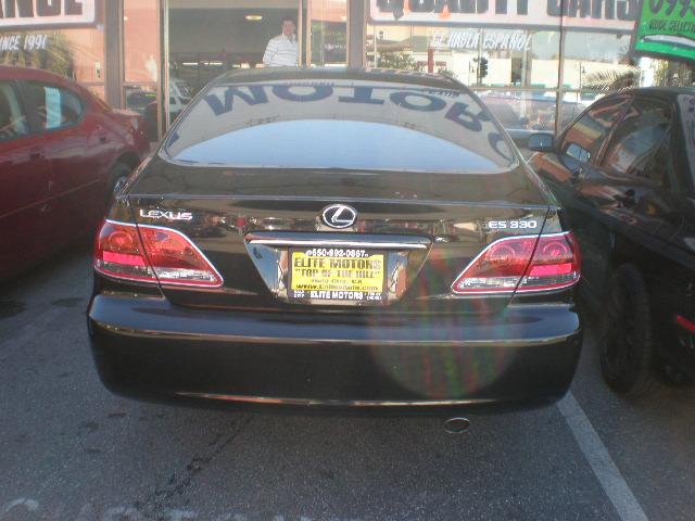 Lexus ES 330 Base Sedan