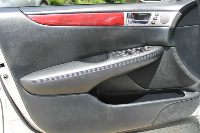 Lexus ES 330 2005 photo 4
