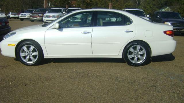Lexus ES 330 Unknown Sedan