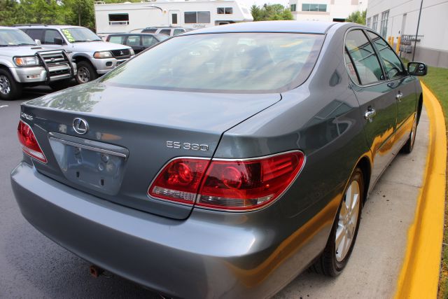 Lexus ES 350 2005 photo 22