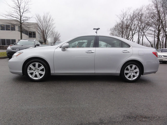 Lexus ES 350 Base Unspecified