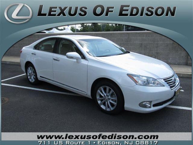 Lexus ES 350 LE CREW CAB 4WD Sedan