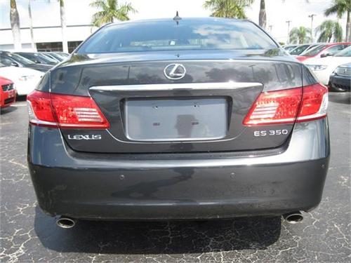 Lexus ES 350 2010 photo 2