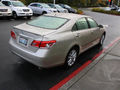 Lexus ES 350 2010 photo 3