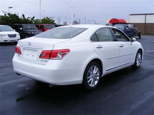 Lexus ES 350 2011 photo 2