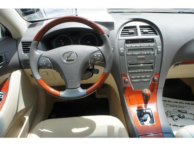 Lexus ES 350 2011 photo 2