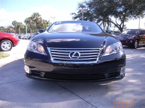 Lexus ES 350 2011 photo 2