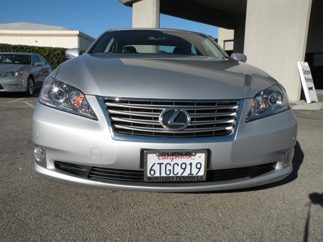 Lexus ES 350 Base Unspecified