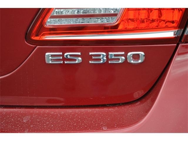 Lexus ES 350 2012 photo 2