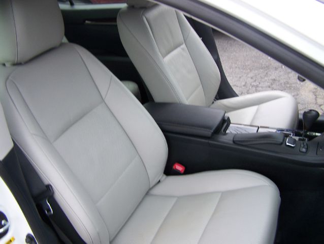 Lexus ES 350 2013 photo 1