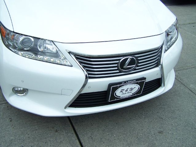 Lexus ES 350 2013 photo 11
