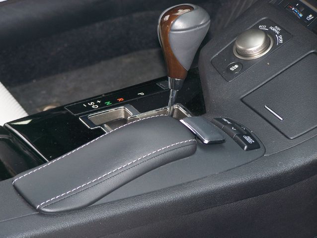 Lexus ES 350 2013 photo 7