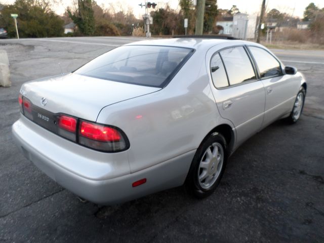 Lexus GS 300 1994 photo 2