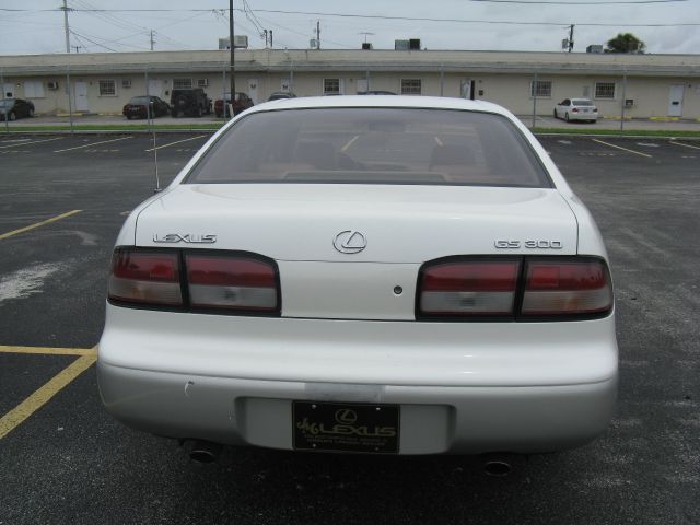 Lexus GS 300 1997 photo 4