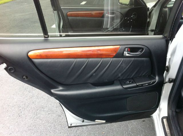 Lexus GS 300 1998 photo 1