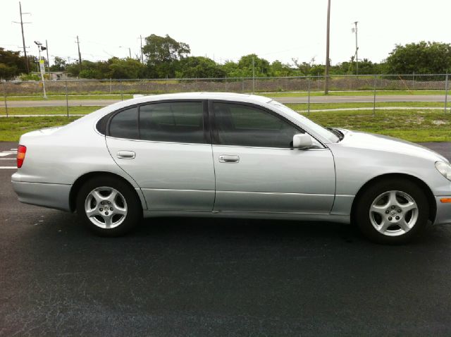 Lexus GS 300 1998 photo 24
