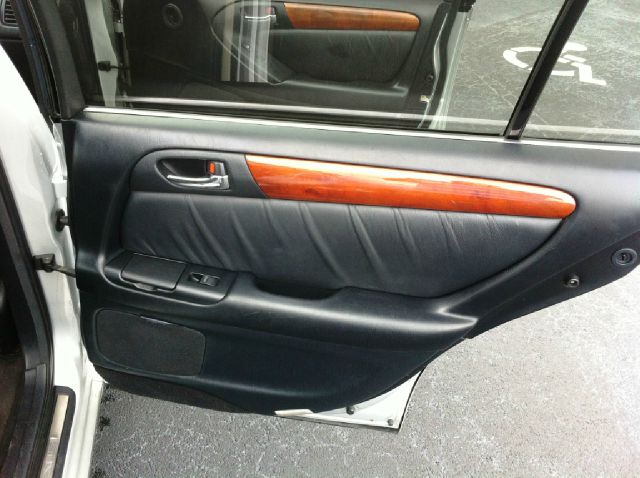 Lexus GS 300 1998 photo 7