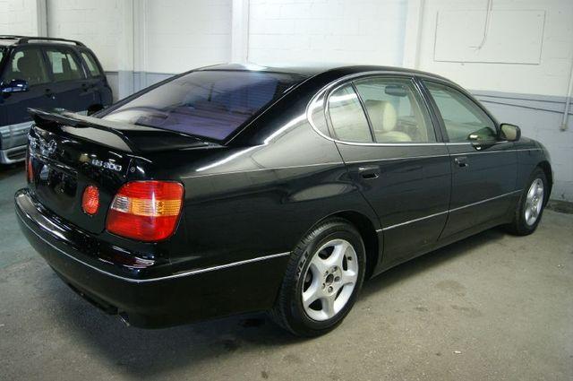 Lexus GS 300 Base Sedan