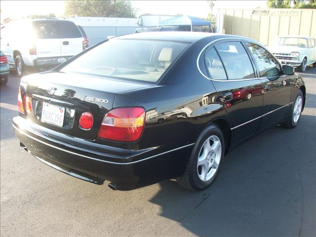 Lexus GS 300 1999 photo 3