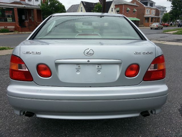 Lexus GS 300 1999 photo 4