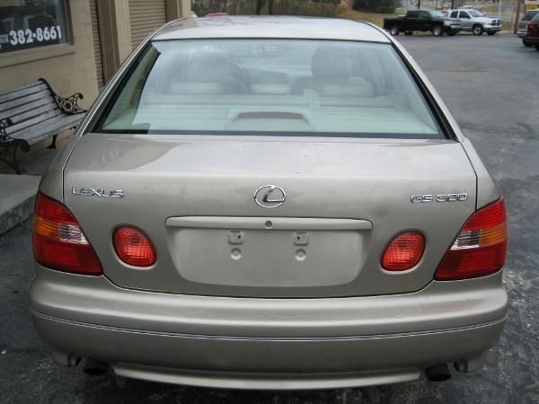 Lexus GS 300 1999 photo 5