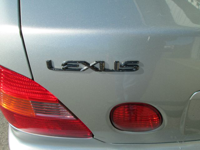 Lexus GS 300 2000 photo 2