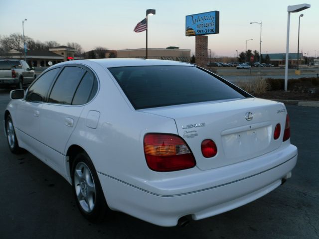 Lexus GS 300 2000 photo 2