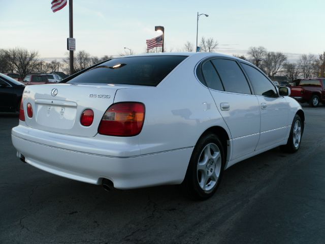 Lexus GS 300 2000 photo 4