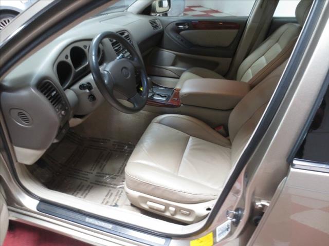 Lexus GS 300 SE Sedan Sedan