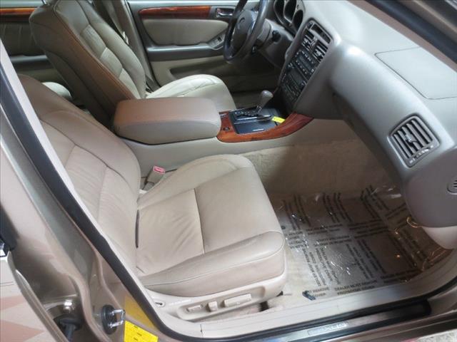 Lexus GS 300 2000 photo 3
