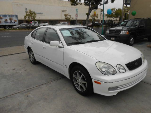 Lexus GS 300 2000 photo 2