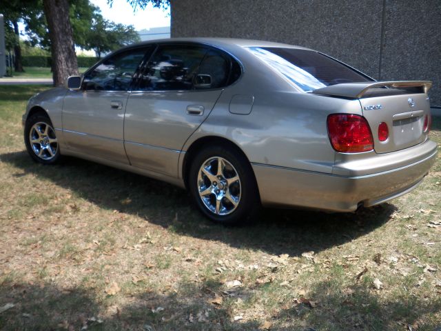 Lexus GS 300 2001 photo 2