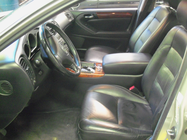 Lexus GS 300 2004 photo 2