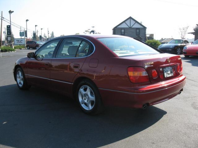 Lexus GS 400 1998 photo 2