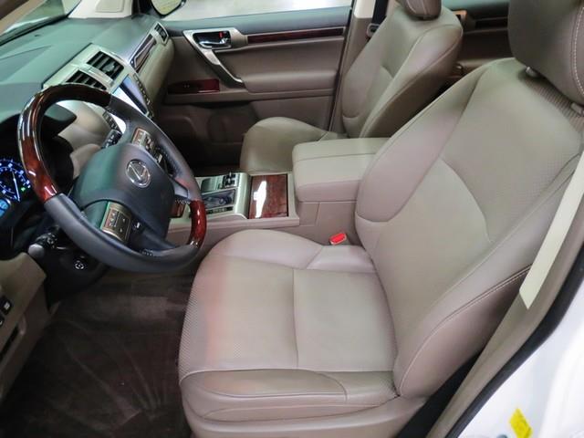 Lexus GX 460 2011 photo 3