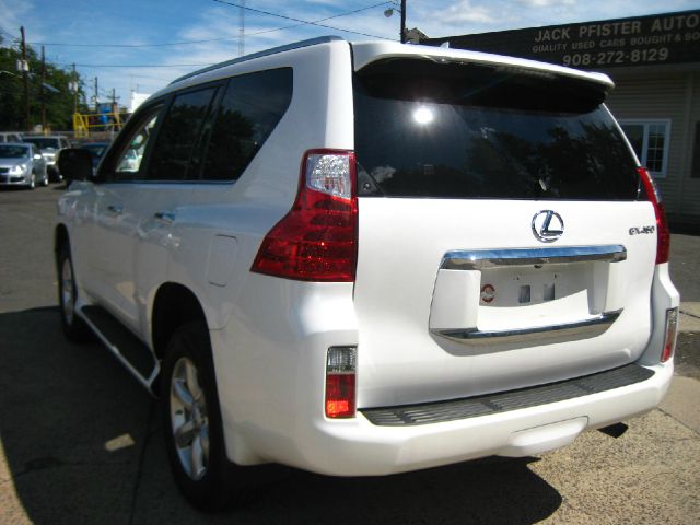 Lexus GX 460 2011 photo 1