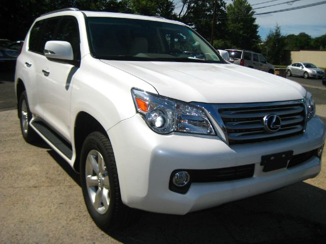 Lexus GX 460 2011 photo 3