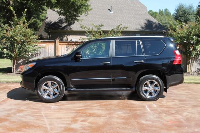 Lexus GX 460 2012 photo 3