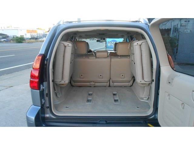 Lexus GX 470 2004 photo 19