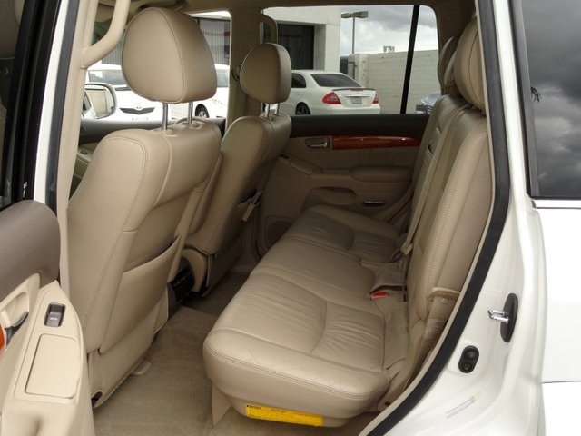 Lexus GX 470 2004 photo 2