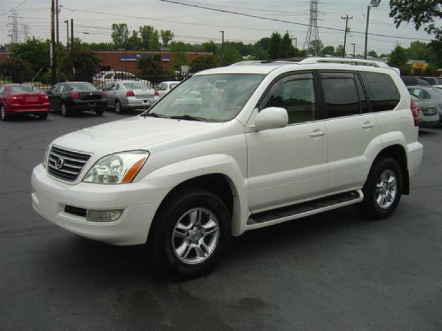 Lexus GX 470 2004 photo 2
