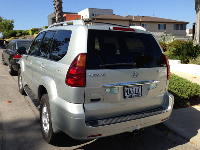 Lexus GX 470 2004 photo 2