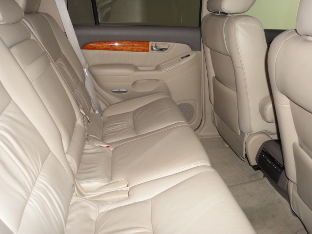 Lexus GX 470 2004 photo 2