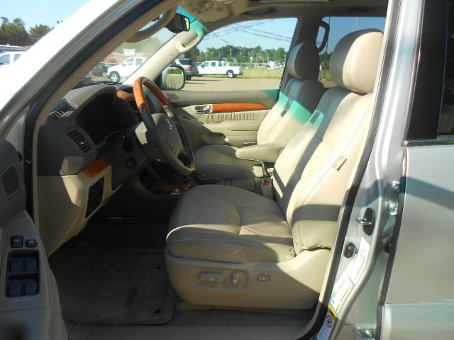Lexus GX 470 2004 photo 2