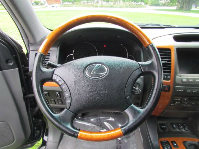 Lexus GX 470 2004 photo 10