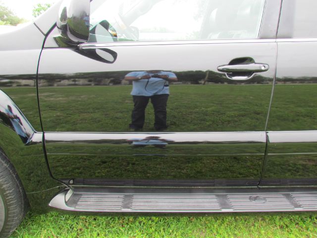 Lexus GX 470 2004 photo 19