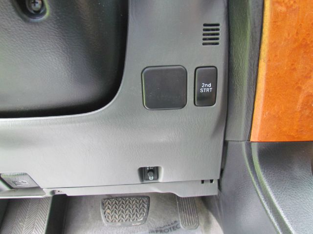 Lexus GX 470 2004 photo 24
